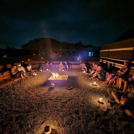Wadi Rum Candles Camp Exteriör bild