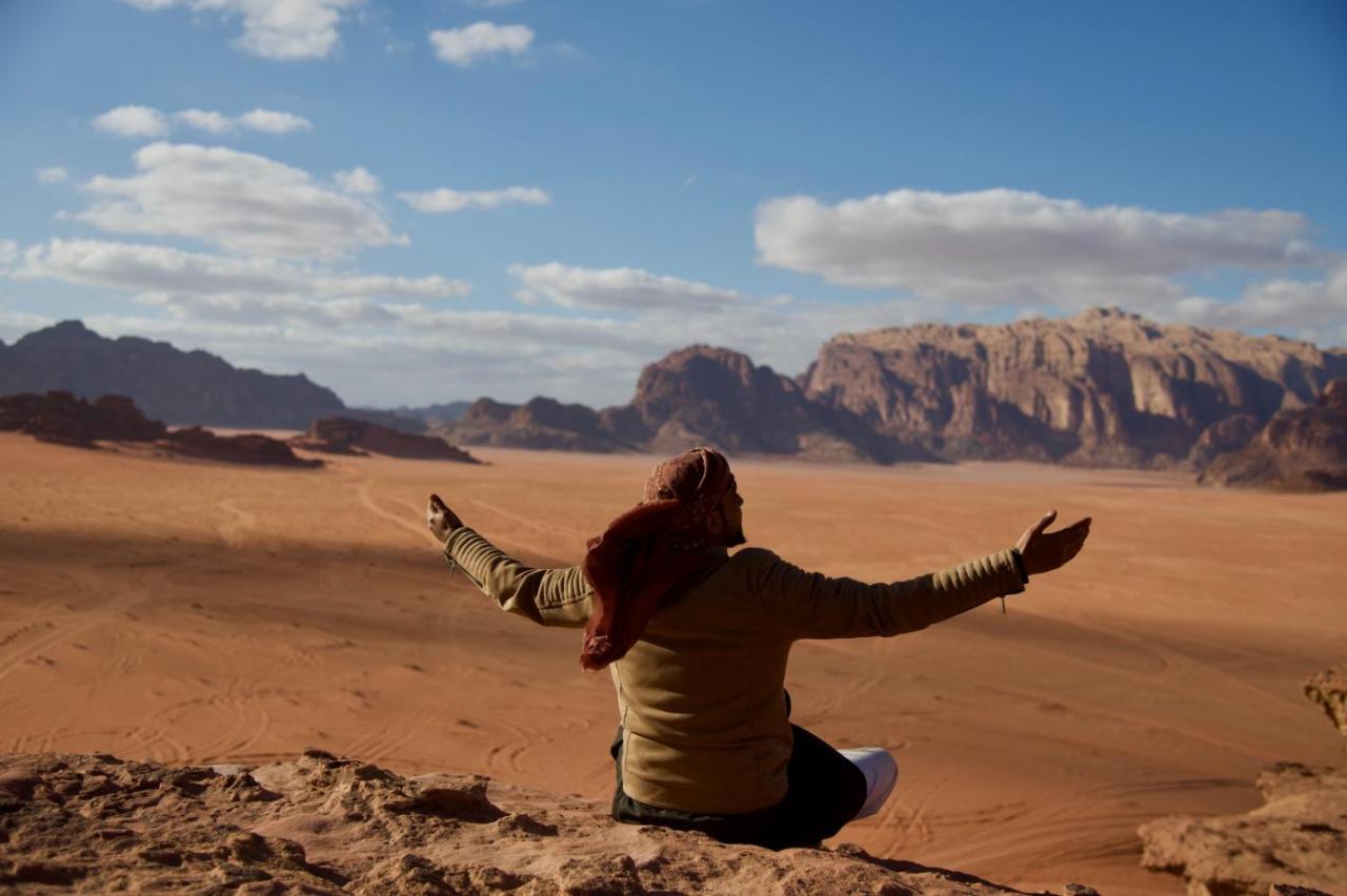 Wadi Rum Candles Camp Exteriör bild