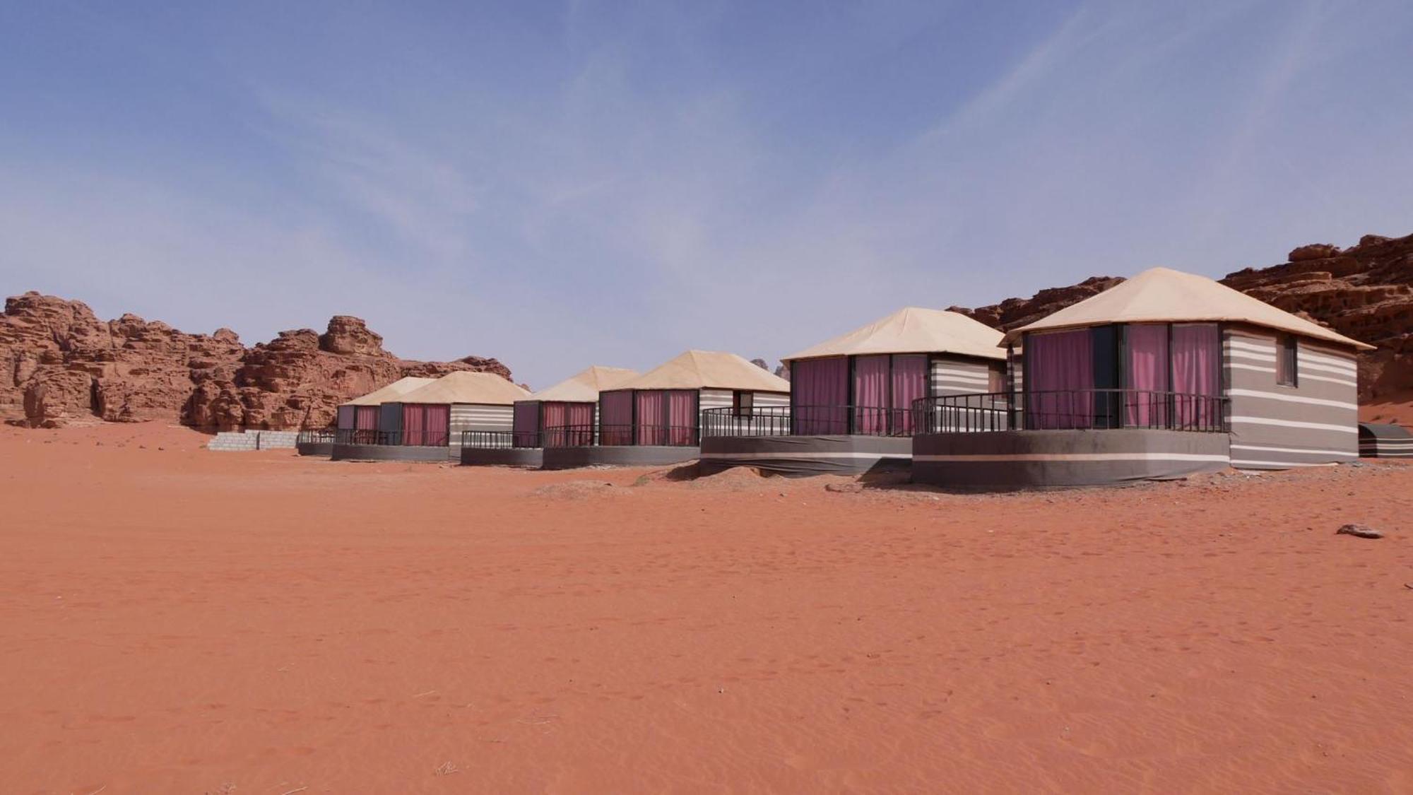 Wadi Rum Candles Camp Exteriör bild