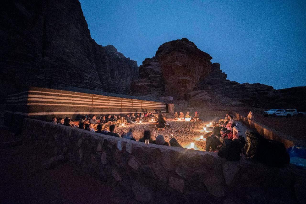 Wadi Rum Candles Camp Exteriör bild
