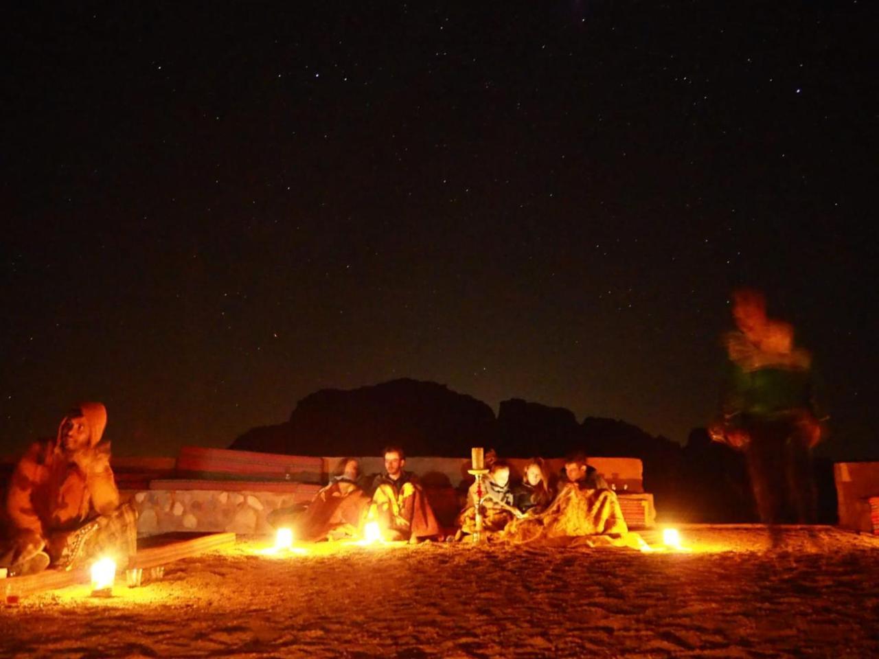 Wadi Rum Candles Camp Exteriör bild