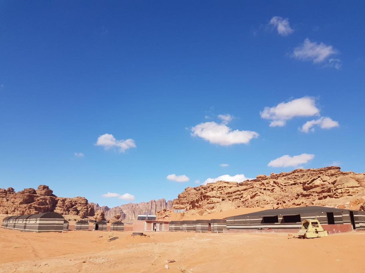 Wadi Rum Candles Camp Exteriör bild